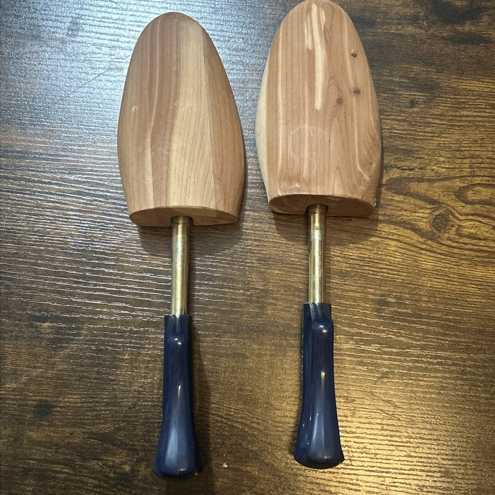 Rochester Shoe Tree Co. Cedar Shoe Travel Trees XL Very Good